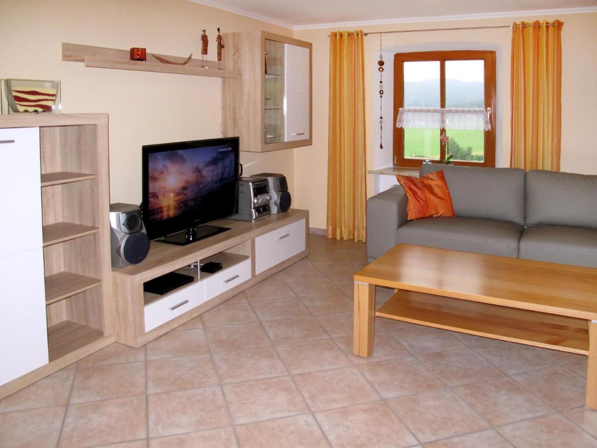 Apartment Freisinger-1 By Interhome Zachenberg Eksteriør bilde