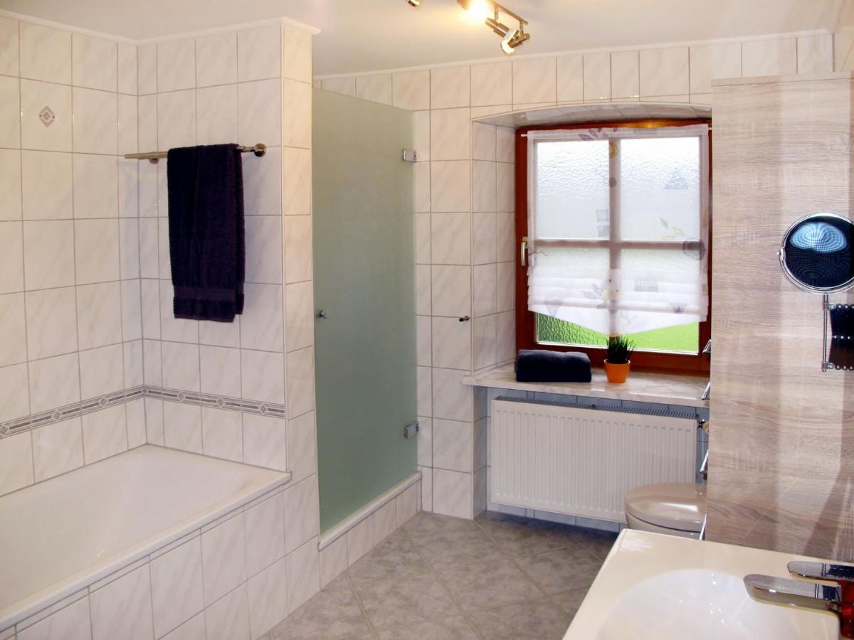 Apartment Freisinger-1 By Interhome Zachenberg Eksteriør bilde
